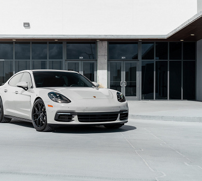 Фото дисков Vossen HF-5 на Porsche Panamera II