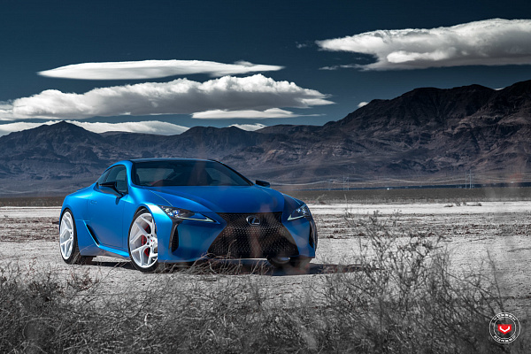 Фото дисков Vossen CG-205T Белый глянец на Lexus LC 500