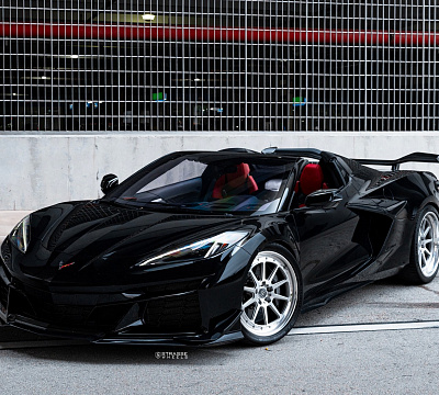 Фото дисков AL13 R10 на Chevrolet Corvette C8