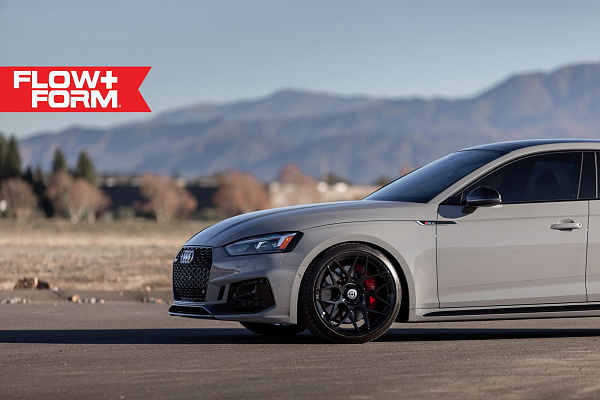 Фото дисков HRE FF01 Черный глянец на Audi A/S/RS 5 (F5)