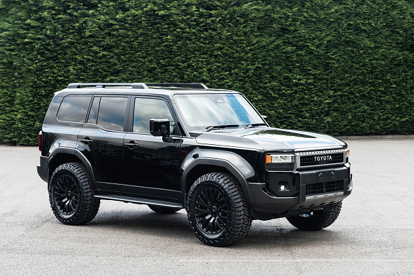 Фото дисков Kahn G22 DC Черный сатин на Toyota Land Cruiser Prado 250