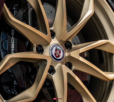 Фото дисков HRE P201 на Porsche Panamera II