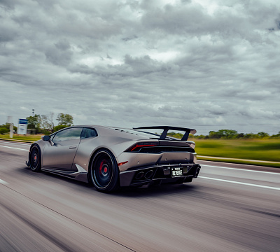 Фото дисков Strasse Wheels SV10M Deep Concave FS на Lamborghini Huracan