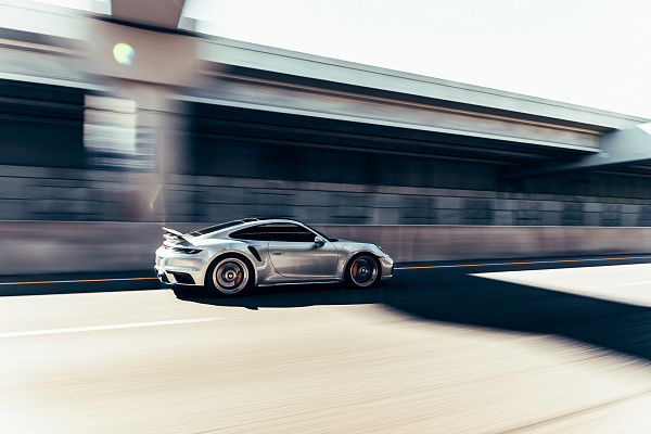 Фото дисков Strasse Wheels SM5 Deep Concave Duoblock Сатиновый темный лак на Porsche 911 VIII