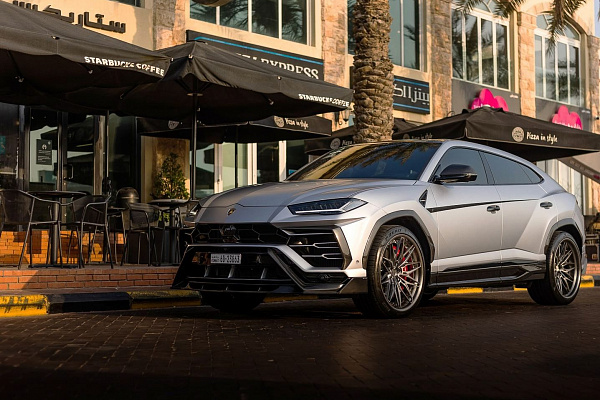 Фото дисков Anrky S3-X1 Глянцевый темный лак на Lamborghini Urus