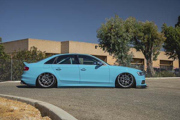 Фото дисков Rotiform LTN Сатиновый тонированный лак на Audi A/S/RS 4 (B8)