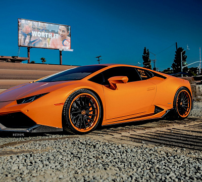 Фото дисков Strasse Wheels SV15T Deep Concave FS на Lamborghini Huracan