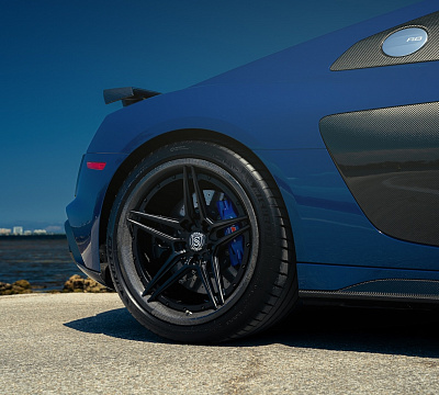 Фото дисков Strasse Wheels SV2 Deep Concave FS на Audi R8 (4S)