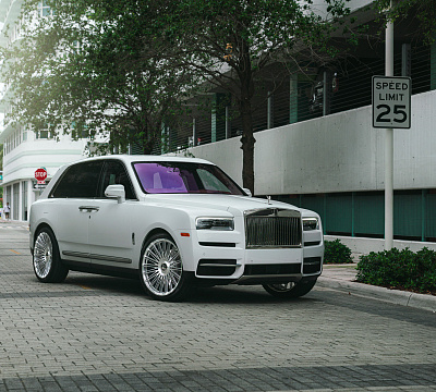 Фото дисков Vossen S17-14 на Rolls-Royce Cullinan