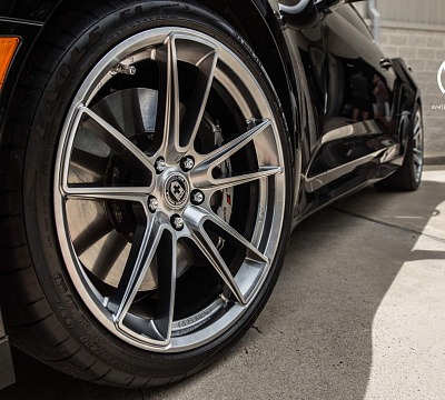 Фото дисков HRE FF04 на Chevrolet Camaro VI