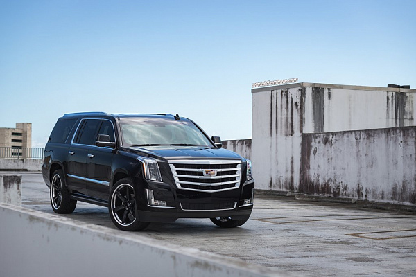 Фото дисков Anrky AN36-S Черный глянец на Cadillac Escalade IV