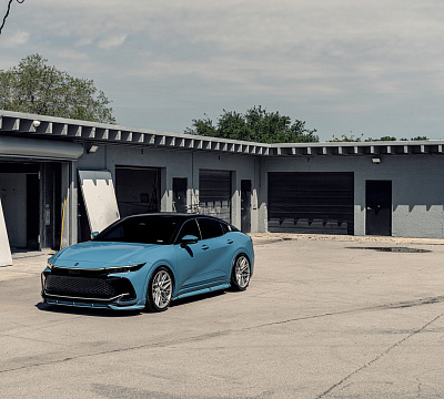 Фото дисков Vossen HF-7 на Toyota Crown S230