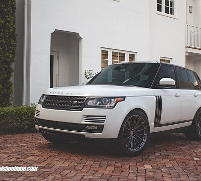 Фото дисков HRE P103 на Land Rover Range Rover IV