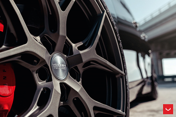 Фото дисков Vossen HF-5 Сатиновый графит на Infiniti Q50