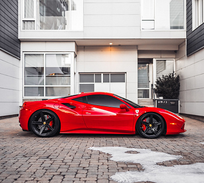 Фото дисков Brixton Forged PF4 на Ferrari 488