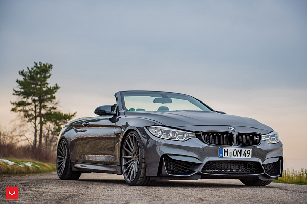 Фото дисков Vossen VFS-2 Глянцевый графит на BMW 4/M4 (F32/F82)