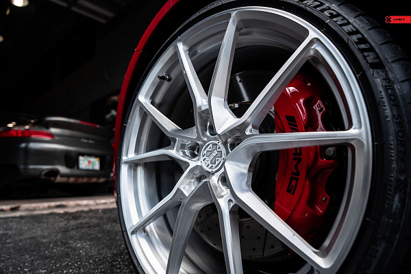 Фото дисков Anrky AN12 Глянцевый лак на Mercedes-Benz AMG GT I