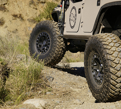 Фото дисков Black Rhino YORK на Jeep Wrangler III (JK)