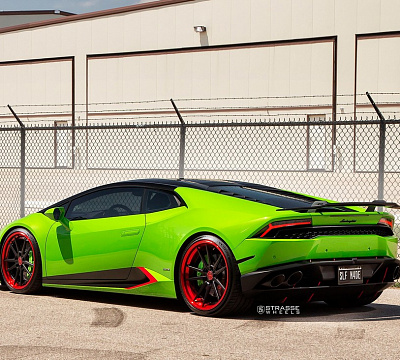 Фото дисков Strasse Wheels SV1 Deep Concave FS на Lamborghini Huracan