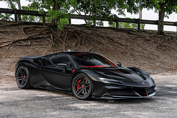 Фото дисков Strasse Wheels SV4-RS Deep Concave FS Черный сатин на Ferrari SF90