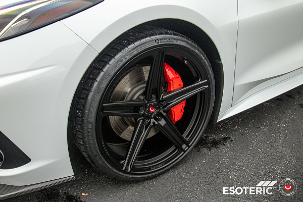Фото дисков Vossen M-X5 Черный сатин на Chevrolet Corvette C8