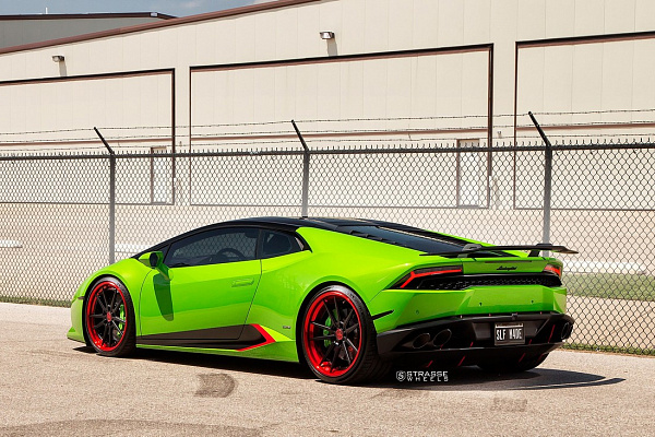 Фото дисков Strasse Wheels SV1 Deep Concave FS Другой цвет на Lamborghini Huracan