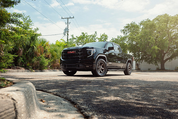 Фото дисков 4PLAY 4PS63 Сатиновая бронза на GMC Sierra IV