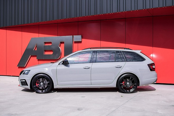 Фото дисков ABT Sport ER-C Черный сатин на Skoda Octavia III