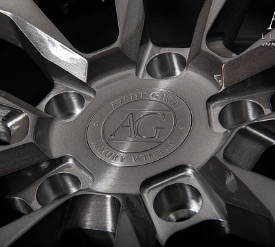 Avant Garde AGL40