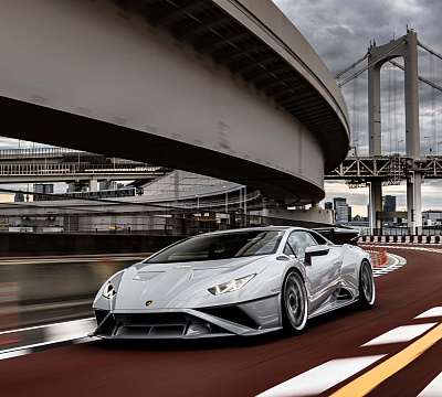Фото дисков Brixton Forged PF14 R / RS на Lamborghini Huracan