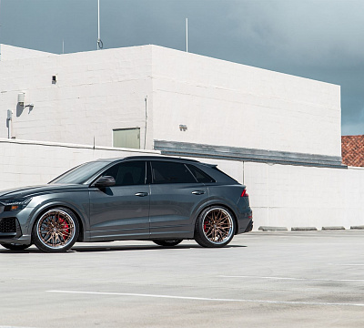 Фото дисков Anrky S3-X1 на Audi Q8
