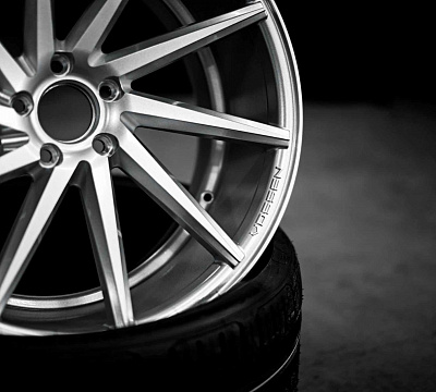 Фото дисков Vossen CVT на Mercedes-Benz C-Class (W204)