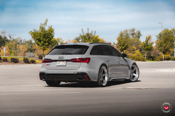 Фото дисков Vossen GEN-01 (3-Piece) Сатиновый лак на Audi A/RS 6 (C8)