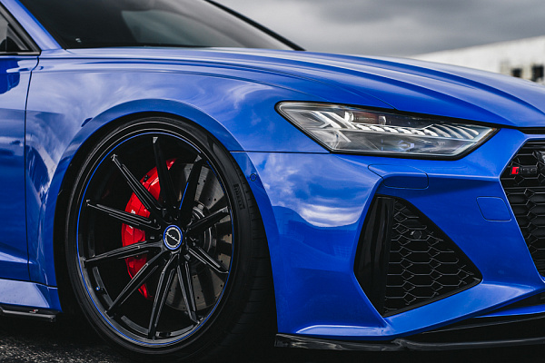 Фото дисков Brixton Forged R11-R Черный глянец на Audi A/RS 6 (C8)