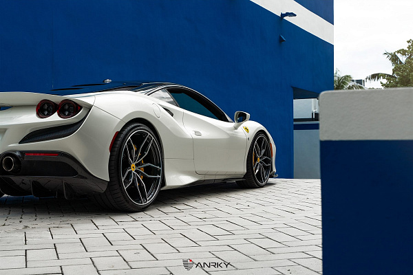 Фото дисков Anrky AN11 Алмазная проточка на Ferrari F8