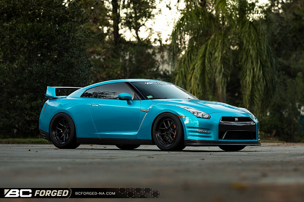 Nissan GT-R
