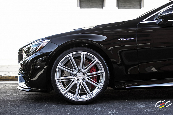Фото дисков CEC C25 Глянцевый лак на Mercedes-Benz S-Class (W222, C217)