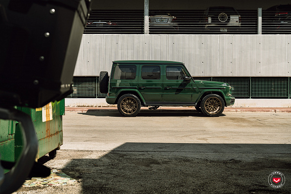 Фото дисков Vossen S21-02 Сатиновая бронза на Mercedes-Benz G-Class III