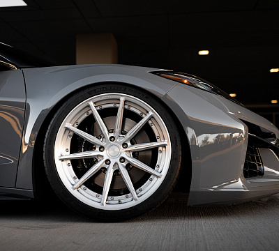 Фото дисков Brixton Forged R11-R на Chevrolet Corvette C8