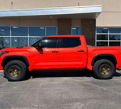 Фото дисков HRE FT1 на Toyota Tundra III