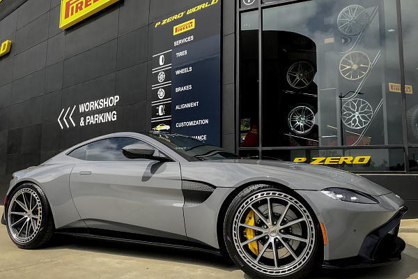 Фото дисков CEC C111 Глянцевый лак на Aston Martin DBS 3