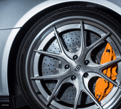 Фото дисков Strasse Wheels SM5R Deep Concave FS на McLaren 650S