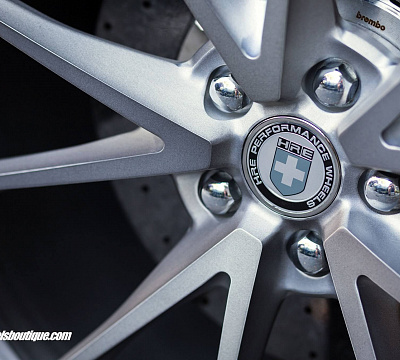 Фото дисков HRE P204 на Ferrari California