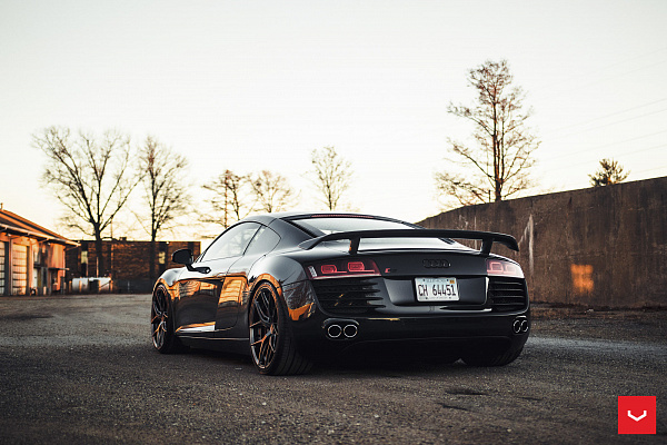 Фото дисков Vossen HF-5 Глянцевый графит на Audi R8 (Typ 42)