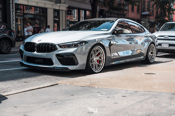 Фото дисков HRE S101SC Сатиновый лак на BMW 8/M8