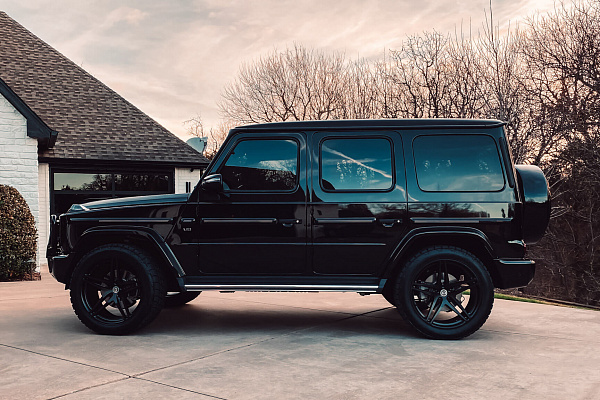 Фото дисков HRE P107 Черный сатин на Mercedes-Benz G-Class III