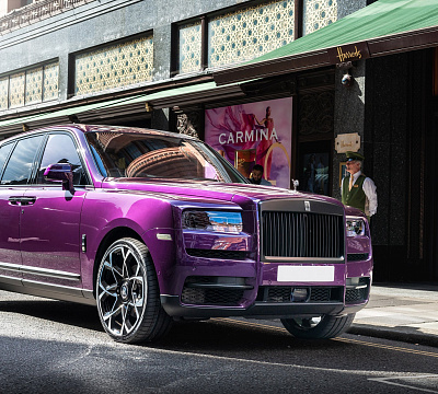 Фото дисков Kahn Type 55 RS на Rolls-Royce Cullinan
