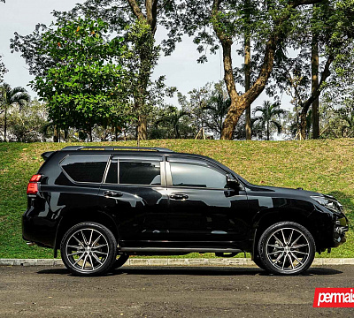 Фото дисков Vossen HF6-1 на Toyota Land Cruiser Prado 150