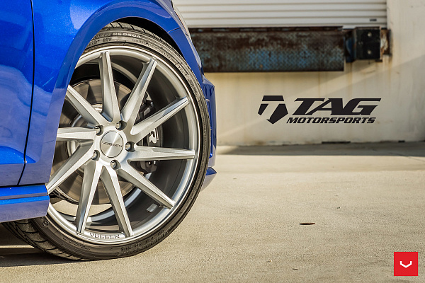 Фото дисков Vossen CVT Серебро на Volkswagen Golf VII