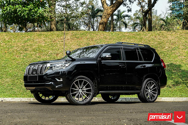 Фото дисков Vossen HF6-1 Алмазная проточка на Toyota Land Cruiser Prado 150